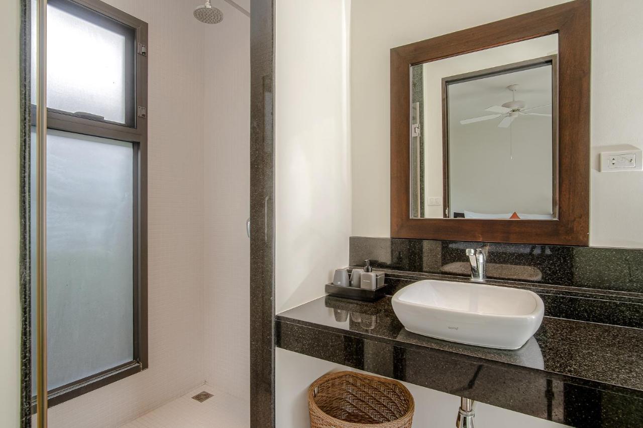 Three Bedroom Onyx Villa Nai Harn ภายนอก รูปภาพ